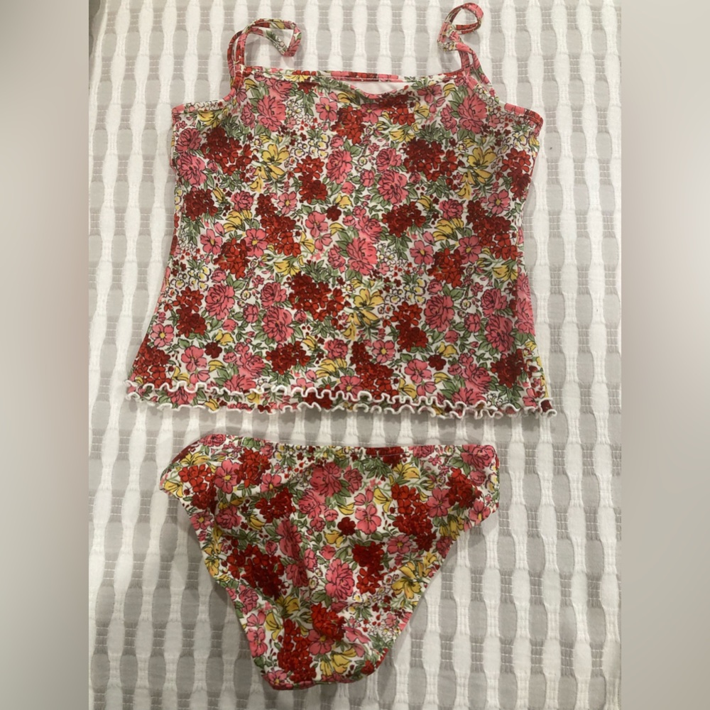 Vintage flower bathing suit by “Lisa Curran”